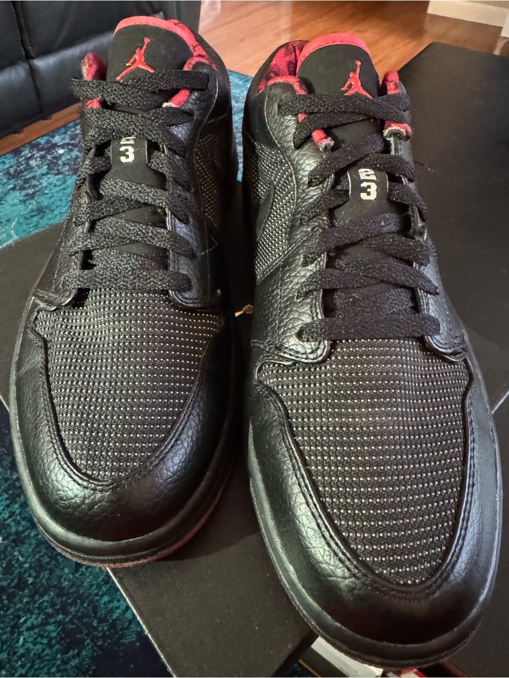 Jordan 1 Retro Low ‘Black Silver Red’ Size 10M/11.5W. Great Condition - Picture 11 of 13
